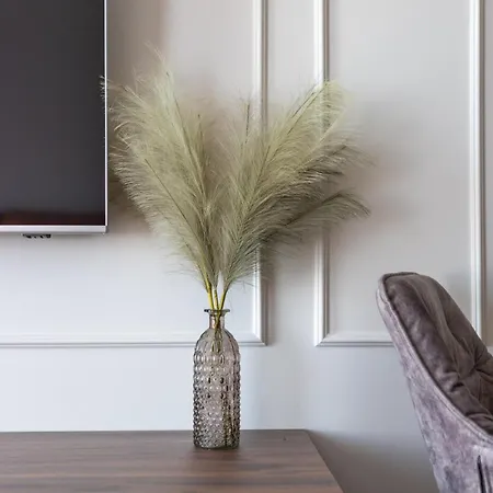 아파트 Sun In The *